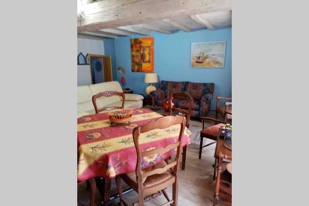 Holiday home Maisonnette De Charme Climatisee
